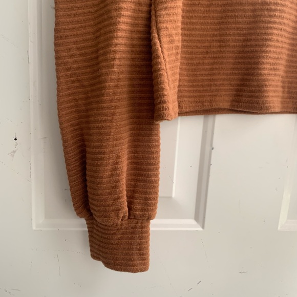 Lulu's Rust Ribbed Puff Sleeve Blouse - Picture 10 of 13